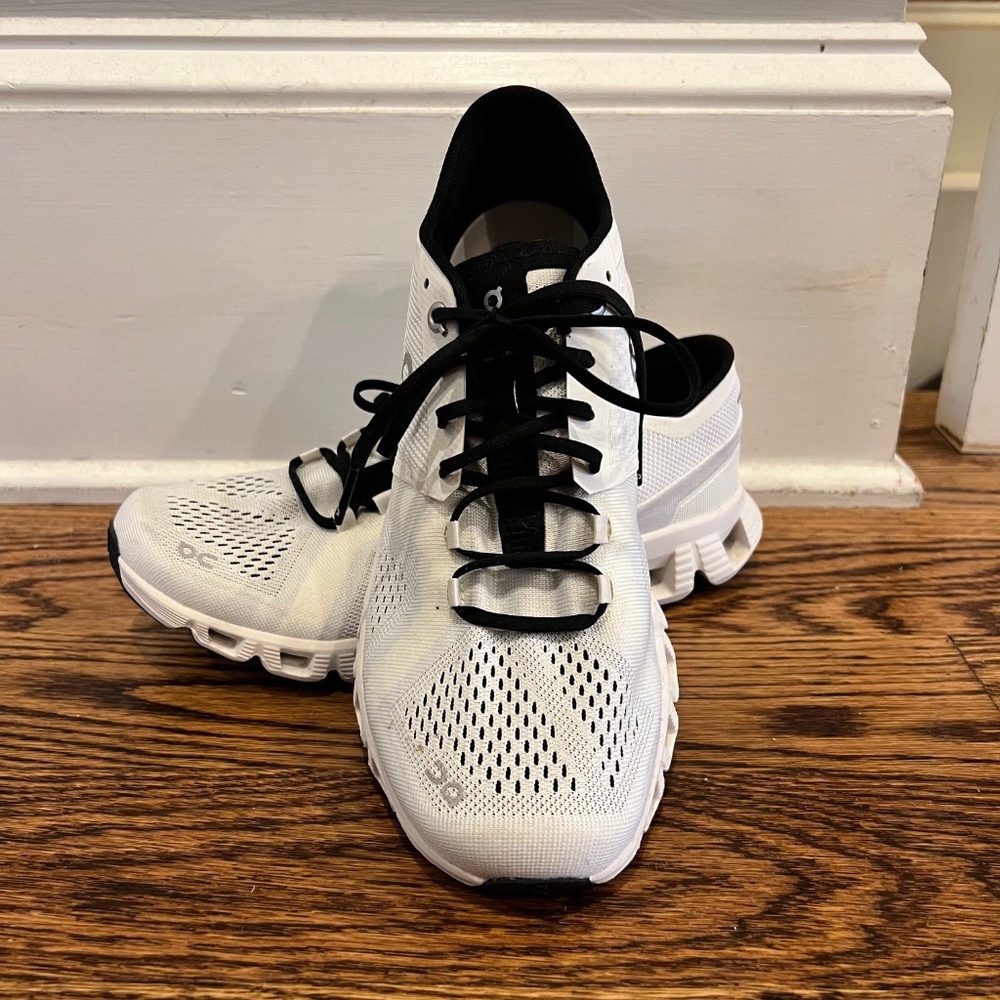 On Cloud X Women's Sneakers Size 8.5